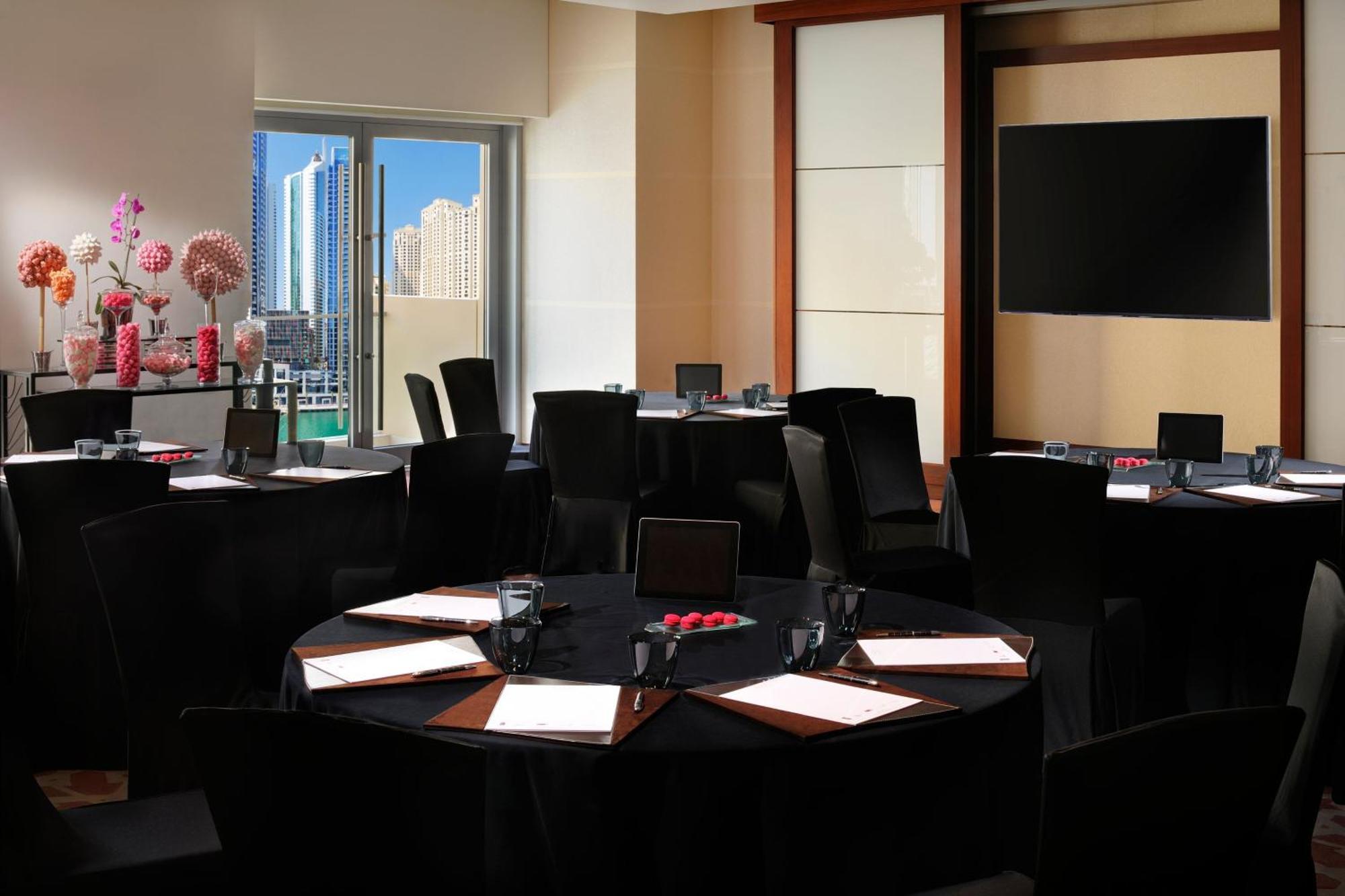แอดเดรส ดูไบ มารีนา Hotel ภายนอก รูปภาพ Meeting room
